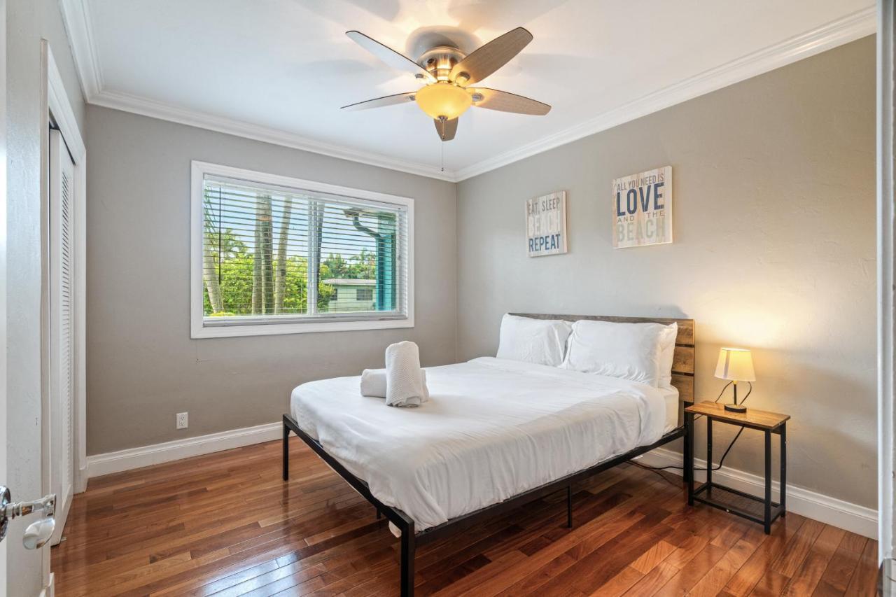 Olas Oasis: Heated Salt Water Pool Retreat Fort Lauderdale